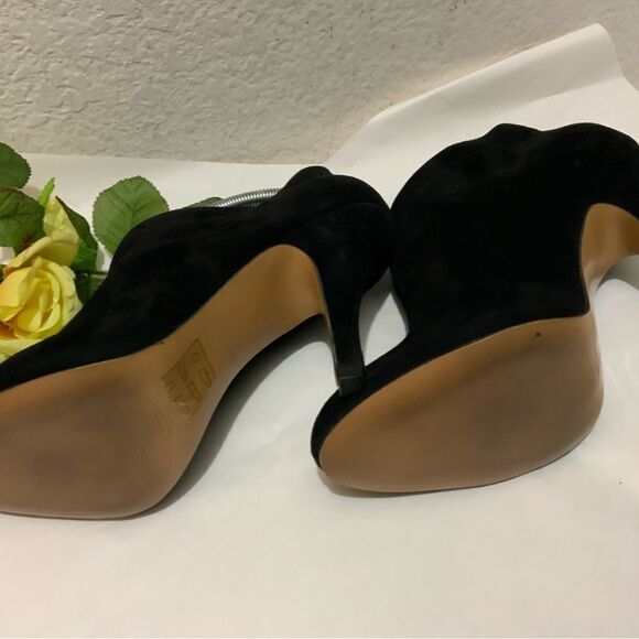 Aldo Women's 9 Black Suede Stiletto Heels Slip On Ankle Booties Boots - Picture 8 of 16